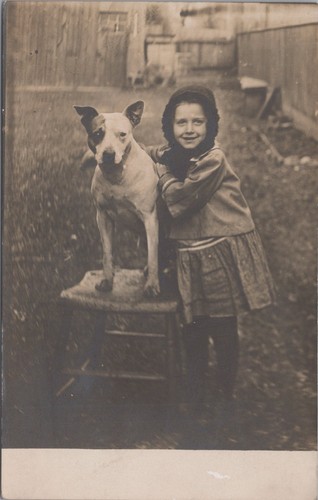 Cartolina bambina che